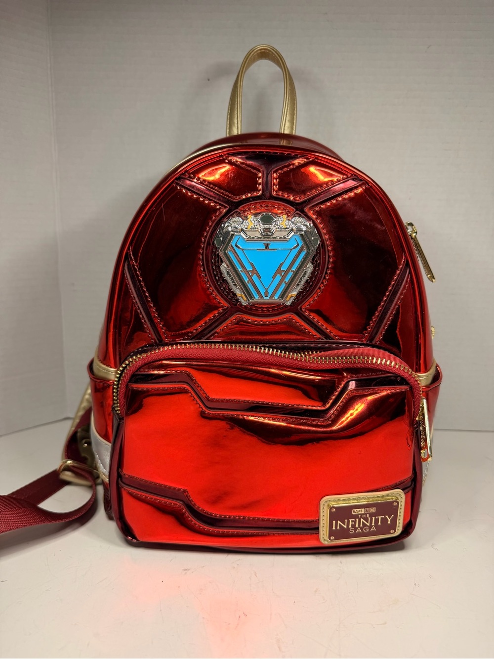 Loungefly Marvel Iron Man
Infinity Saga 15th
Anniversary Mini Backpack
